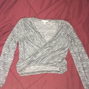 Gray twist crop top!